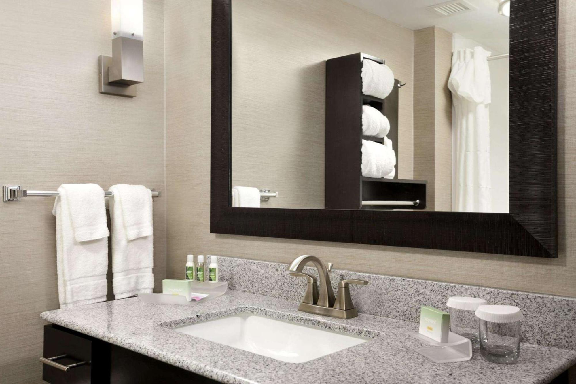 Homewood Suites By Hilton Columbus Osu, Oh Εξωτερικό φωτογραφία